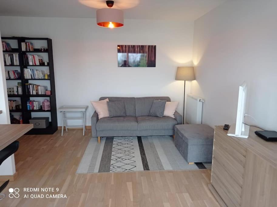 Superbe Appartement Avec Balcon Filant Сенон Экстерьер фото