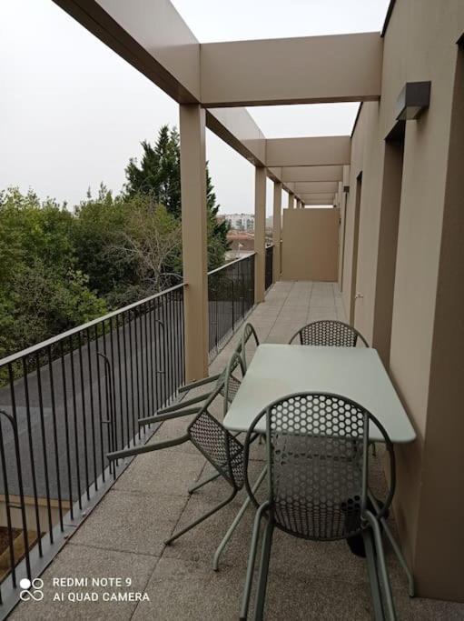 Superbe Appartement Avec Balcon Filant Сенон Экстерьер фото